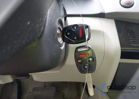 2012 Honda Civic Hybrid z USA, uszkodzony, nr VIN JHMFB4F21CS002478